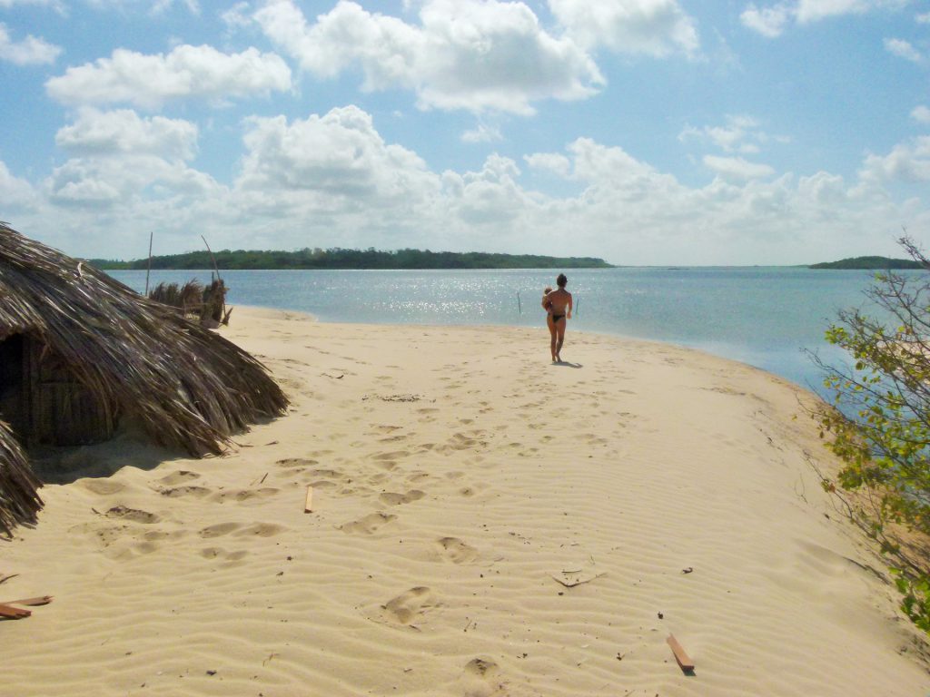 praia de cambuci